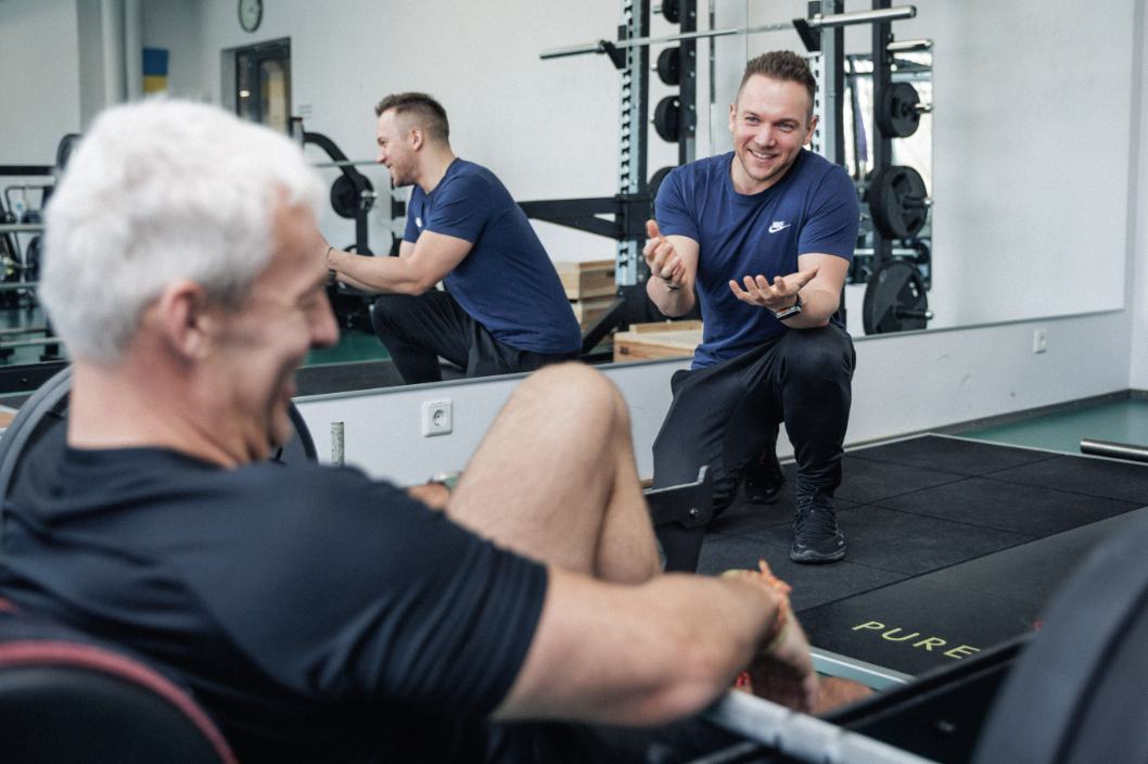 Strength coaching — full-body progress without pain